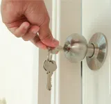 Bellevue KY Locksmith Store Bellevue, KY 859-538-5072 - 14-Unlock-Door
